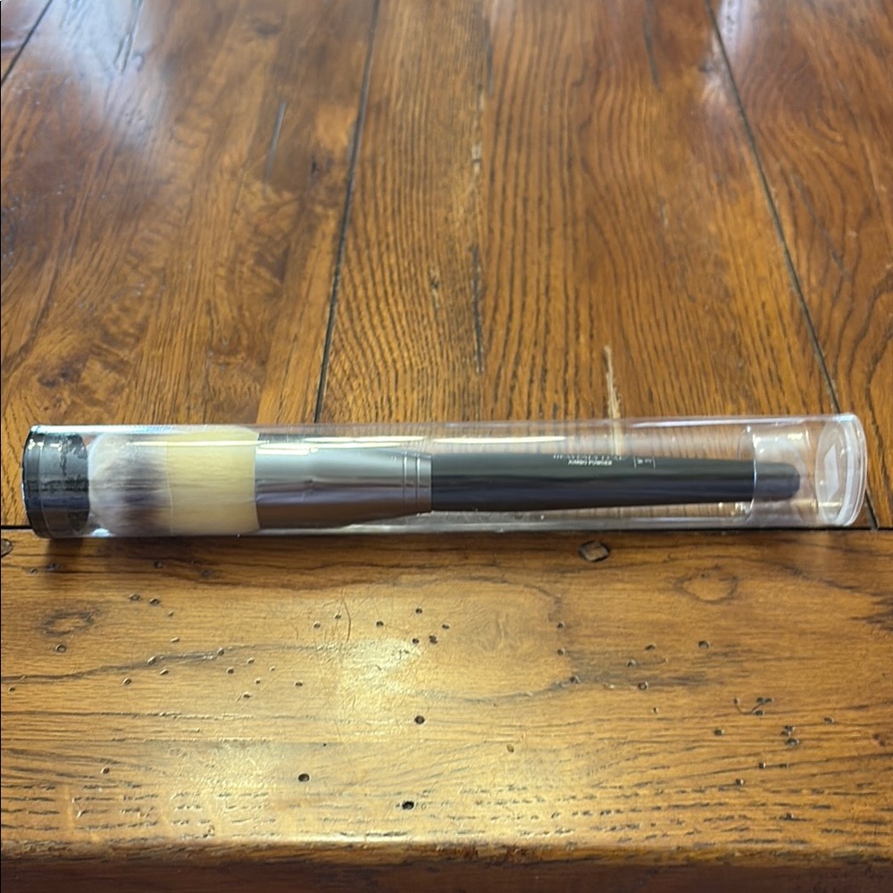 IT Makeup Brush